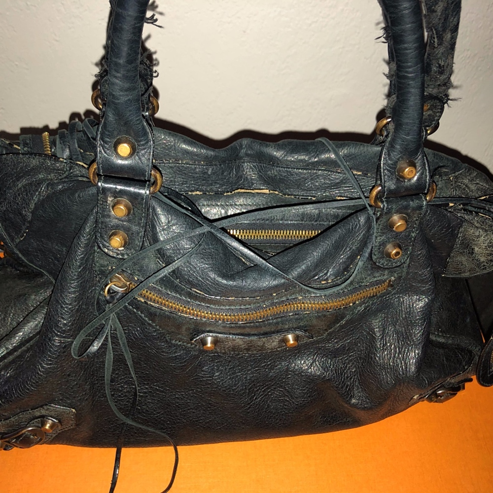 Balenciaga City